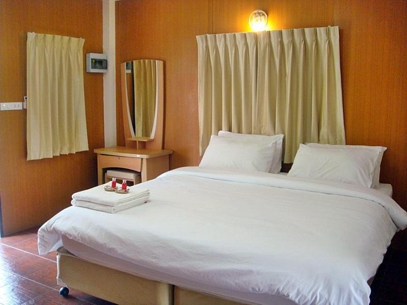 Banphu Kohchang Koh Chang Rum bild
